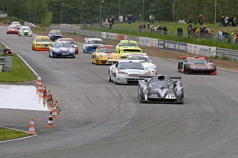 De hurtigste racerbiler med tag gæster Ring Djursland ved SSC Festivalen den 21.-22. juni. Her en situation fra sidste års løb.